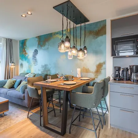 Apartmenthaus Vor Den Halligen Hallighafen De Luxe Apartment