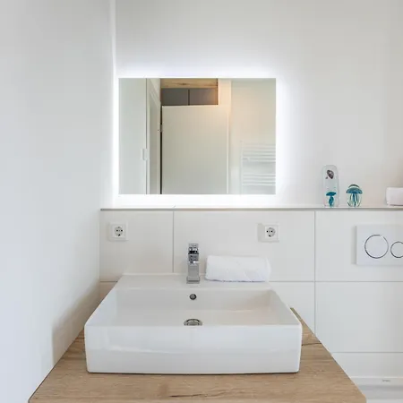 Apartmenthaus Vor Den Halligen Hallighafen De Luxe דירה נורדסטרנד